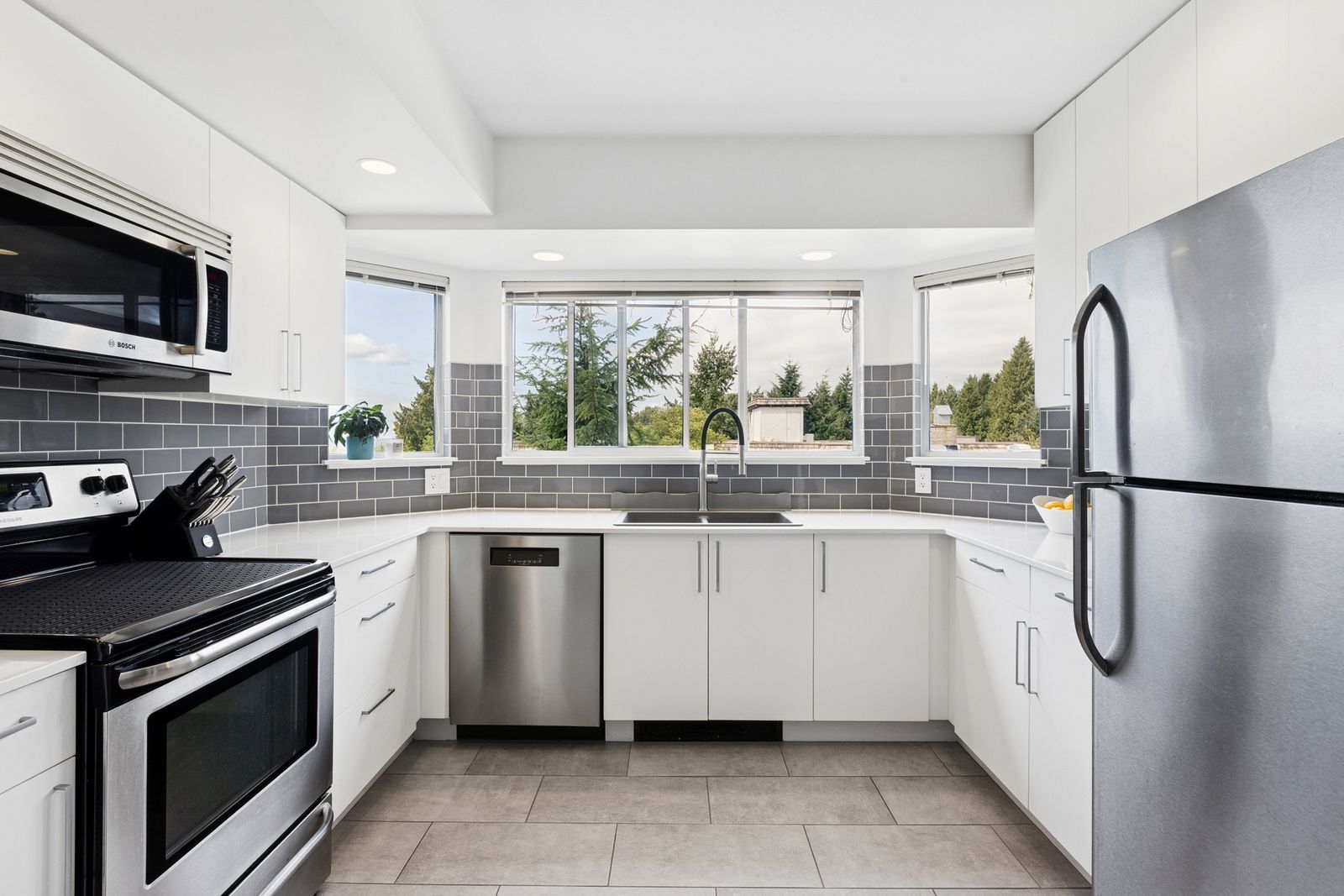 #303 – 131 W. 20th